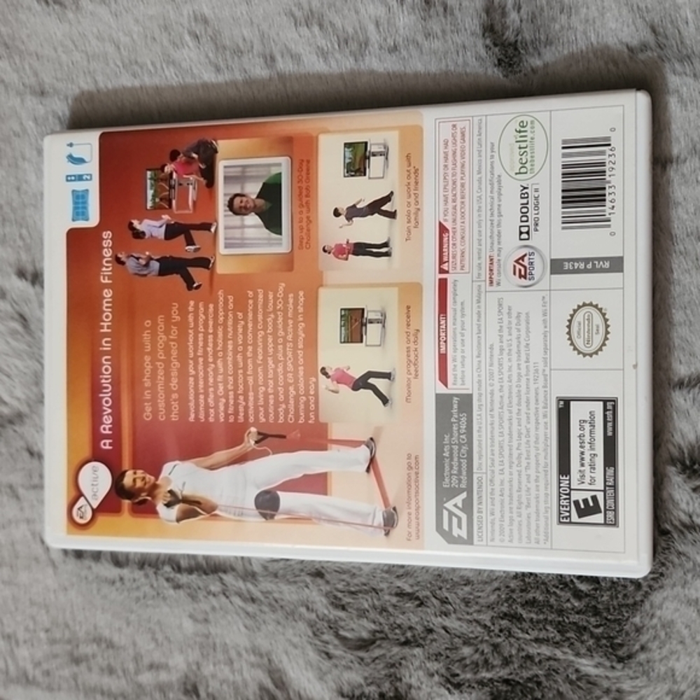 Wii EA Sports Active‎ Personal Trainer - Picture 3 of 5